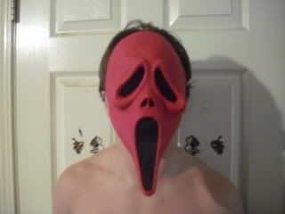 [Image: redscream007.jpg]