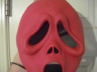 [Image: redscream009.jpg]