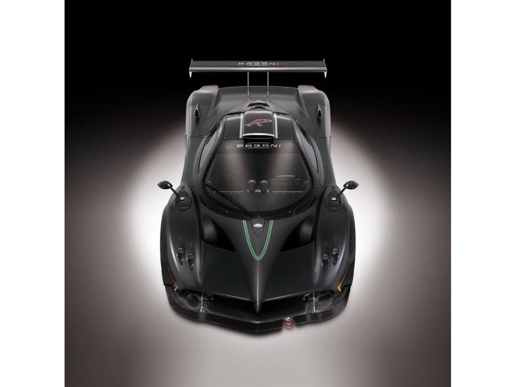 http://i334.photobucket.com/albums/m429/VOTBLINDUB/2009-Pagani-Zonda-R-Exterior-03-128.jpg