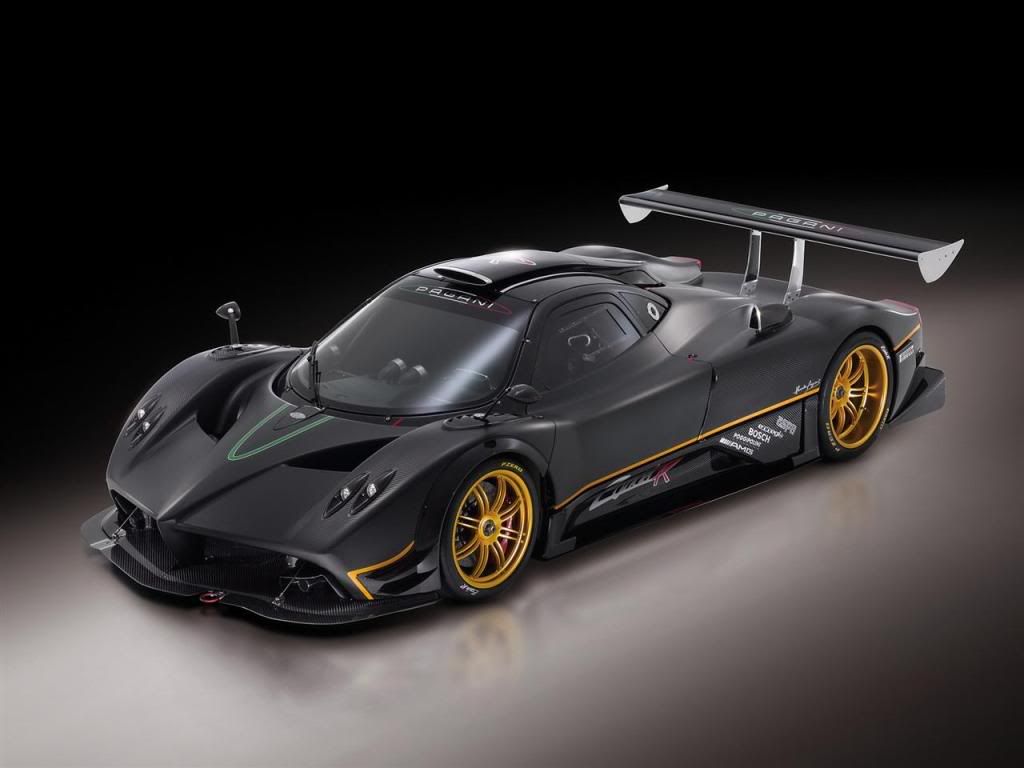 http://i334.photobucket.com/albums/m429/VOTBLINDUB/2009-Pagani-Zonda-R-Exterior-09-128.jpg