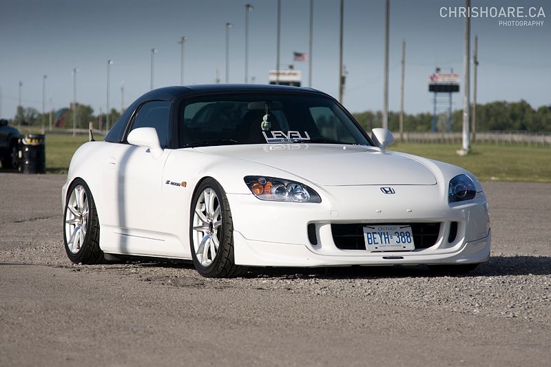 http://i334.photobucket.com/albums/m429/VOTBLINDUB/s2000fitment.jpg